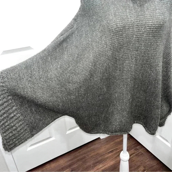 Umgee Big butterfly sleeves turtleneck sweater grey knit size S/M - Picture 3 of 9